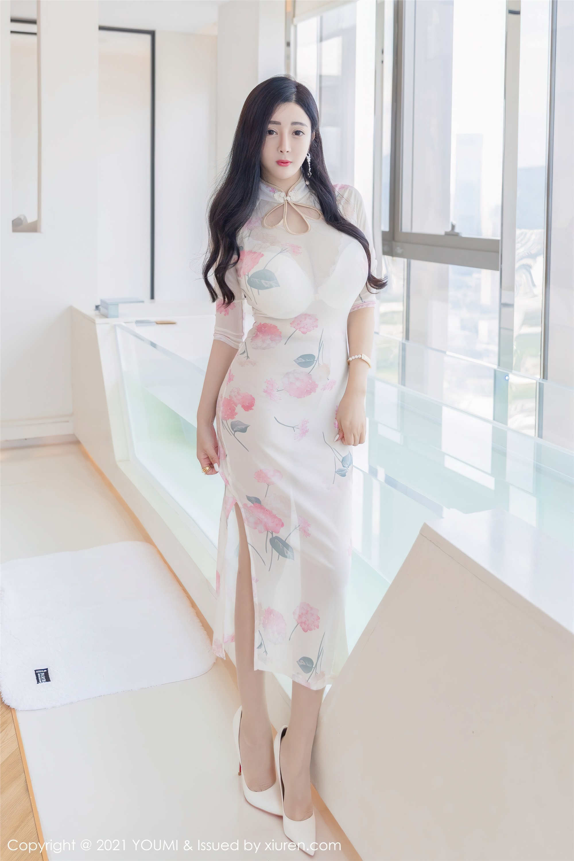 YouMi尤蜜荟 22021.10.18 Vol.706 允爾